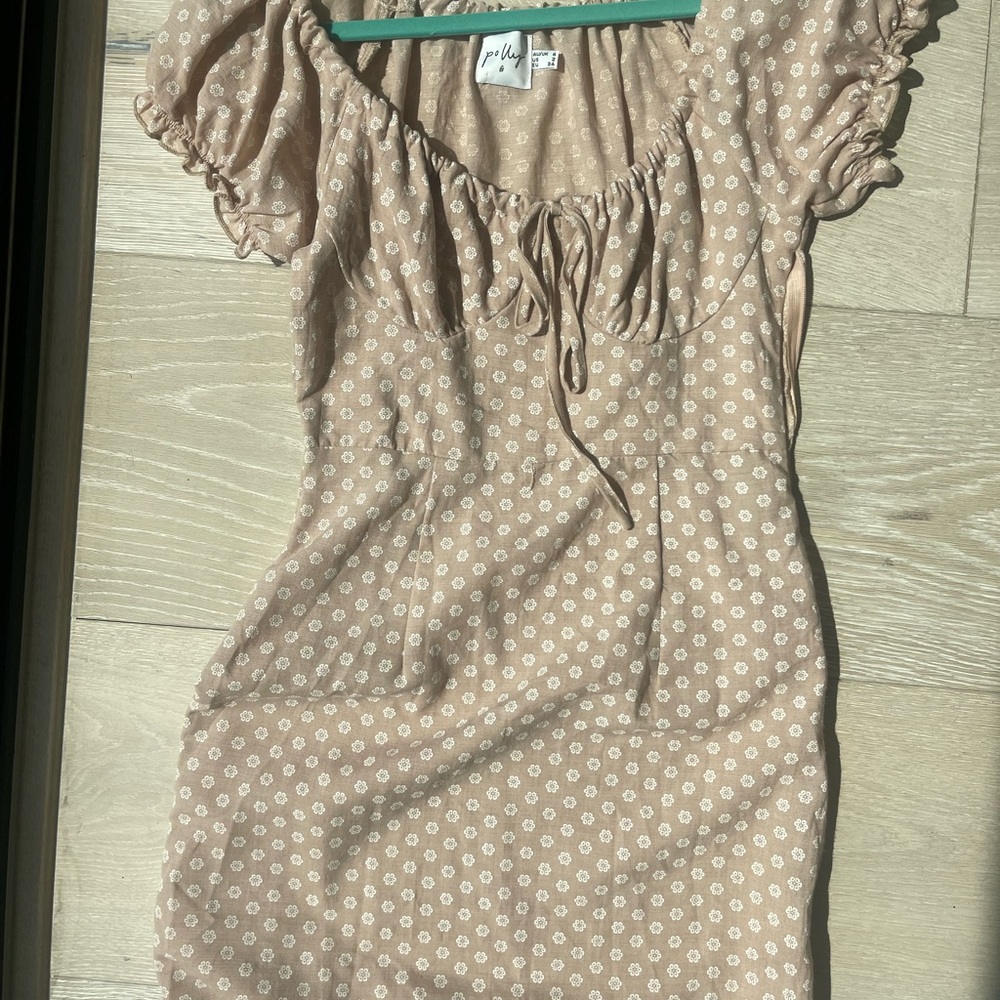 Brown Polly Dress! SMALL! Must need for your closet!